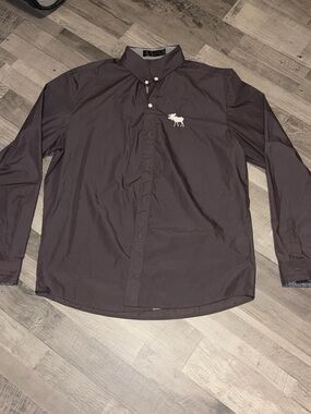 Men's Long-Sleeve Button-Down Shirt in brown with Moose Logo